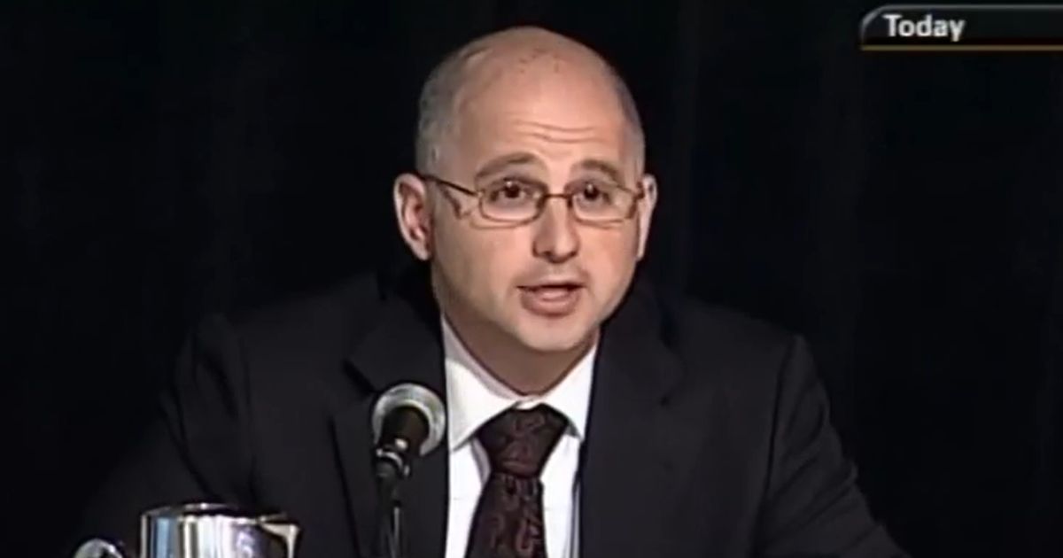 Obama adviser Rami Shy speaks in 2009.