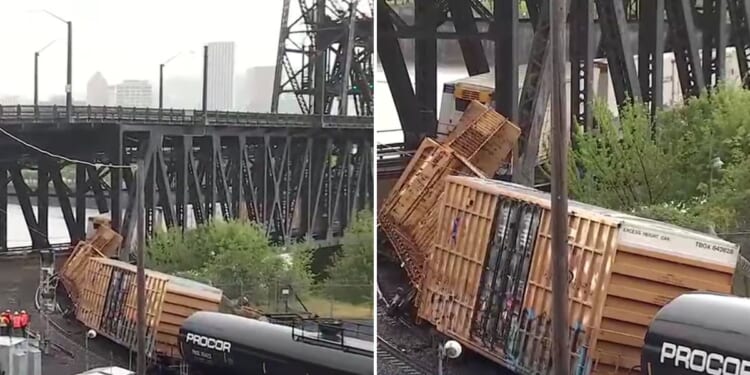 a train derailment at the Steel Bridge in Portland, Oregon