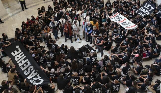 UCLA Med School Students Forced to Pray to ‘Mama Earth,’ Scream ‘Free Palestine’ – PJ Media