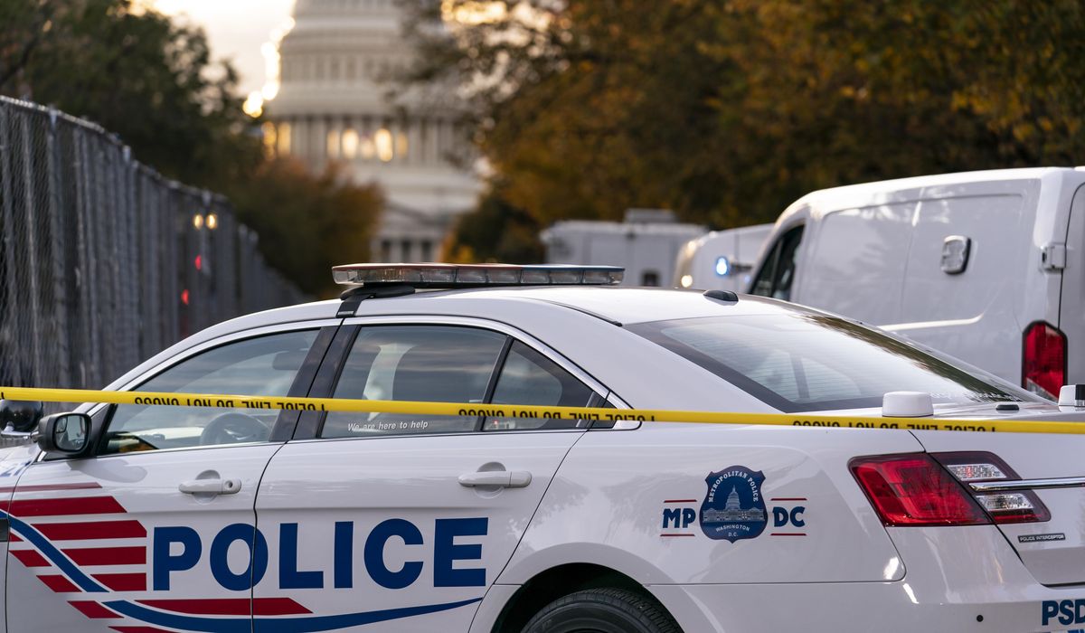 Violent weekend in D.C. sees two killed, six wounded