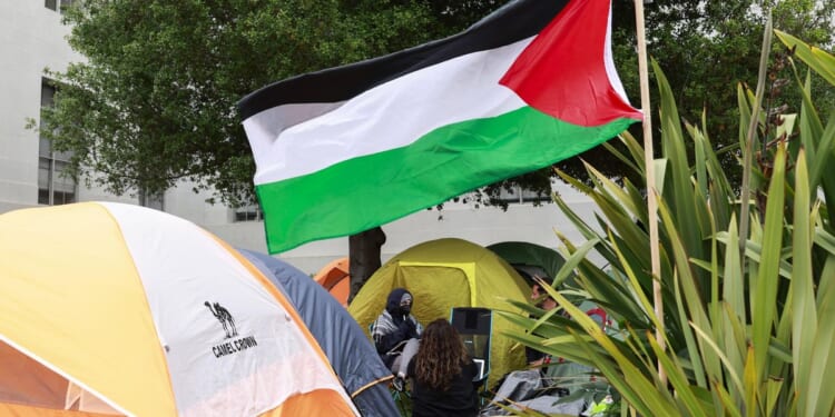 Pro-Palestinian encampments threaten college graduations