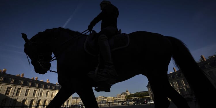 Horses show off in Versailles, keep royal tradition alive at soon-to-be Olympic equestrian venue