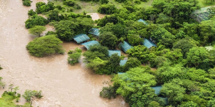 Kenya president postpones reopening of schools as flood-related deaths pass 200