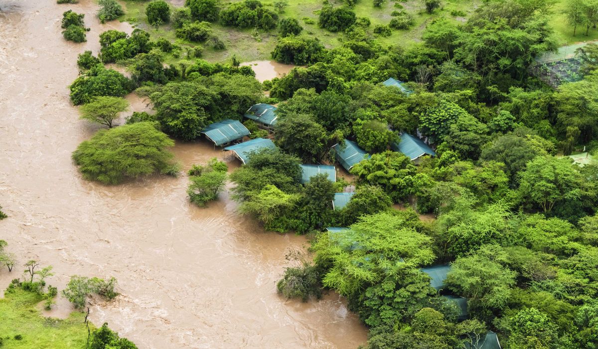 Kenya president postpones reopening of schools as flood-related deaths pass 200