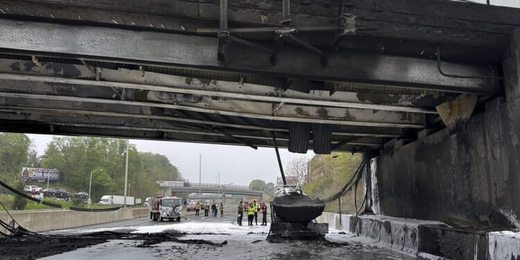 I-95 closes in Connecticut following tanker crash, fire