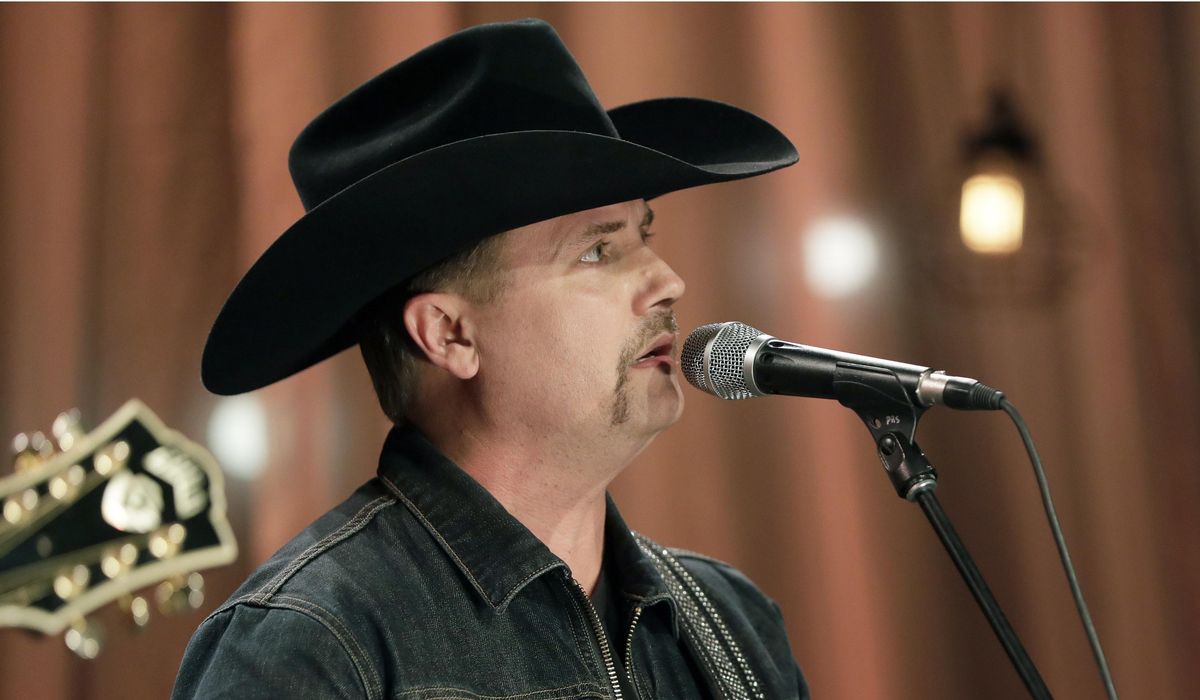 Musician John Rich rallies behind flag-defending frat brothers