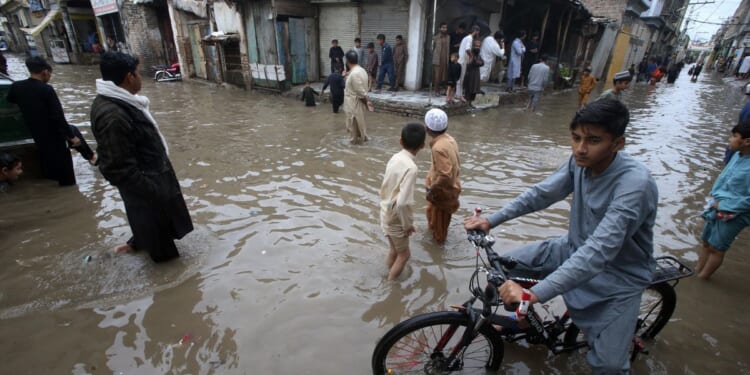 Pakistan records its wettest April since 1961 with above average rainfall