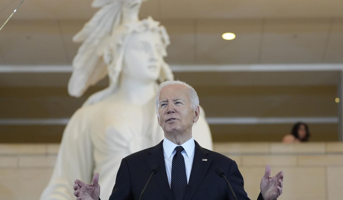 Biden condemns 'ferocious surge of antisemitism' on college campuses in rebuke to protesters