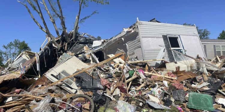 Tornadoes rip through southeastern U.S. as storms leave 3 dead