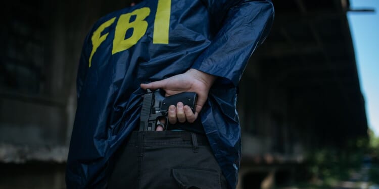 FBI agent accuses top brass of retaliation for defending whistleblower