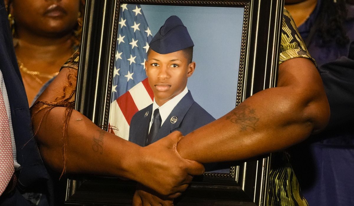 Video shows Florida deputy announcing himself prior to fatal shooting of Black airman