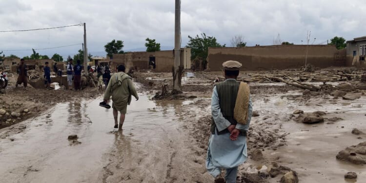 Flash floods kill more than 300 people in northern Afghanistan after heavy rains, U.N. says