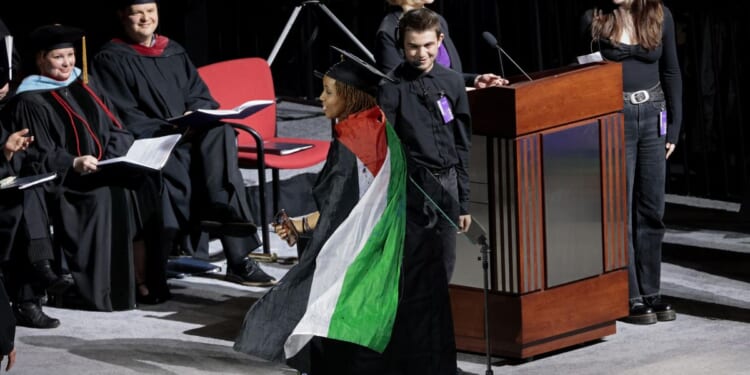 College protests over Israel-Hamas war scaled down during U.S. commencement exercises