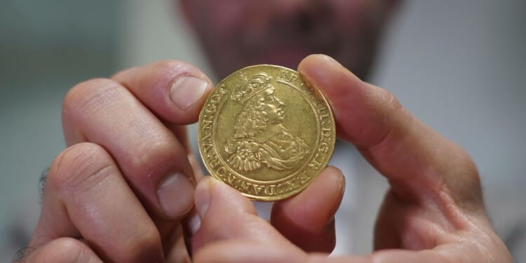 Vast coin collection of Danish magnate L.E. Bruun is going on sale a century after his death