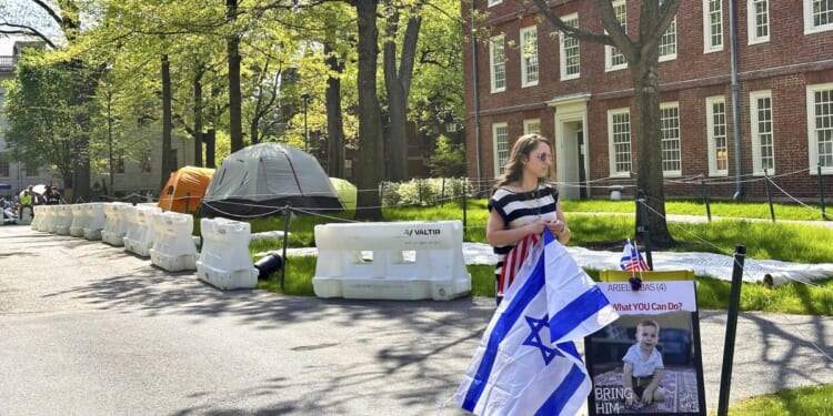 Harvard students peacefully end protest as university agrees to discuss Middle East conflict