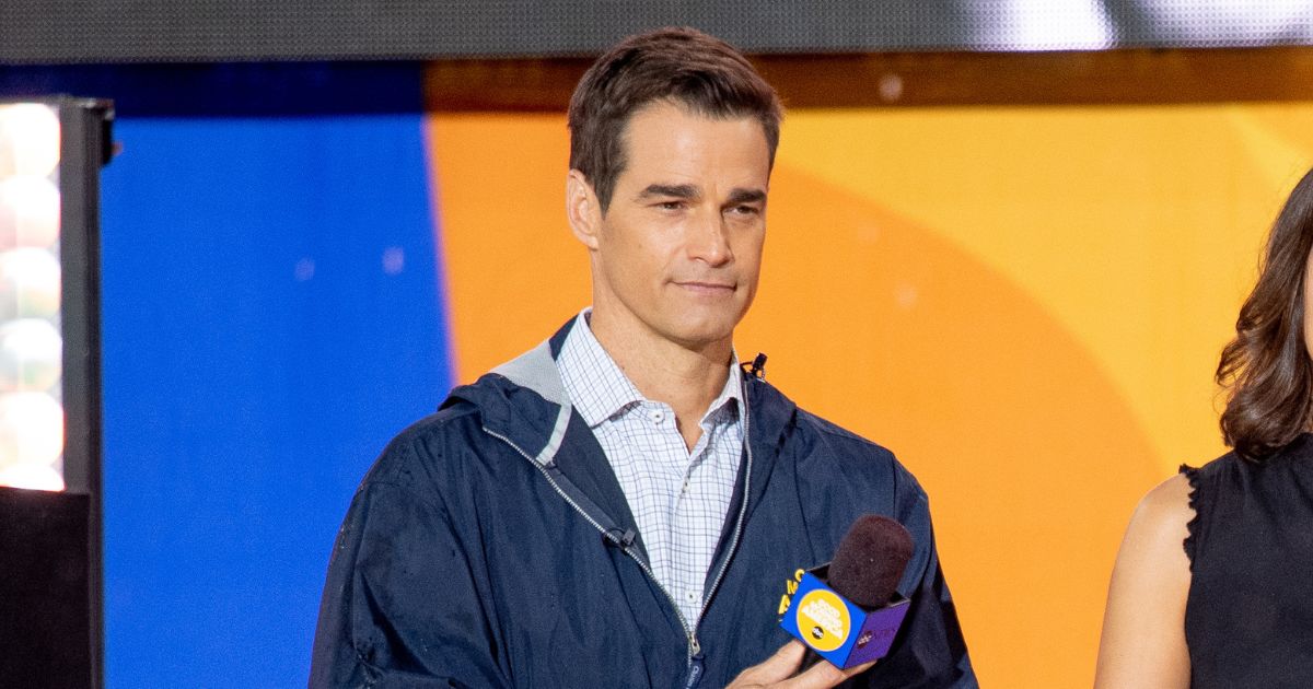 Rob Marciano hosting "Good Morning America"