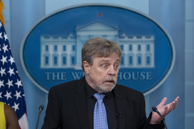 Who Thought Inviting Mark Hamill to the White House Press Briefing Was a Good Idea? – PJ Media