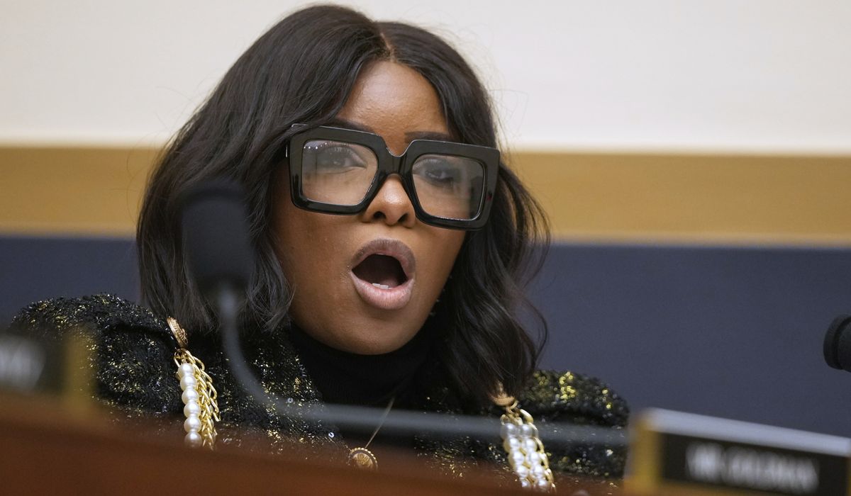 Rep. Jasmine Crocket says only White supremacists feel safe under FBI's Kash Patel