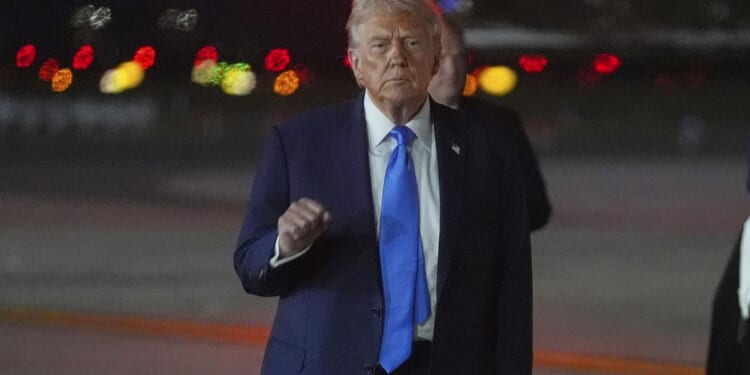 Trump rejects meeting with Democrats on avoiding shutdown until they drop 'ridiculous' demands