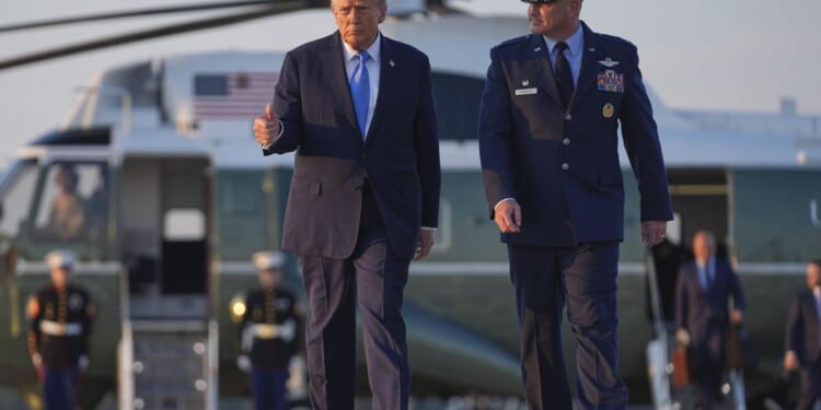 Man charged in D.C. with pointing laser at Trump's helicopter