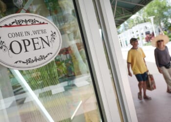 U.S. consumer confidence declines again in September as Americans fret over prices, job market