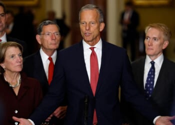 Hours Before Shutdown Deadline, There Is No Deal in Sight