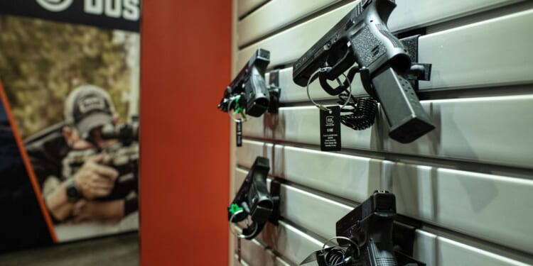 Post Office gun ban is unconstitutional, judge rules