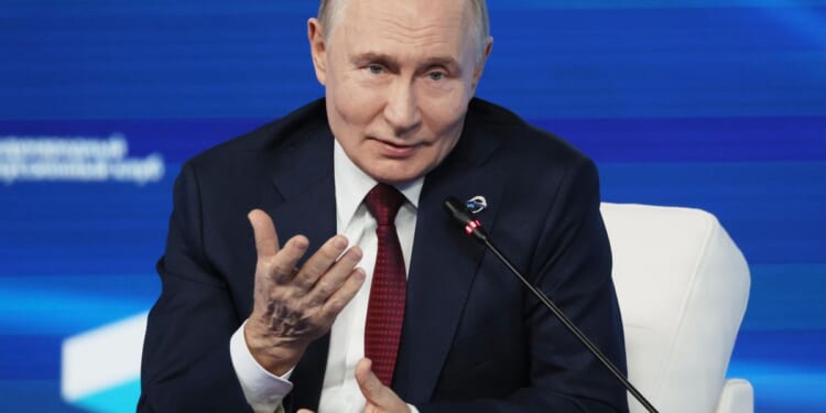 Vladimir Putin praises Donald Trump but warns supplies of missiles to Ukraine will hurt ties