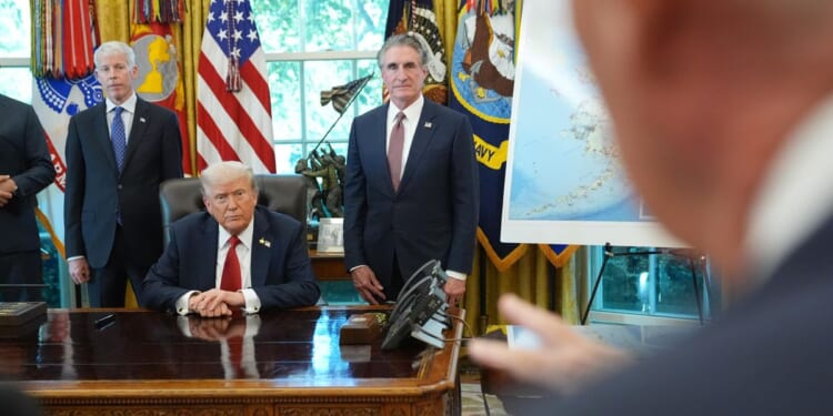 Trump splits with GOP leaders on shutdown, says he'll negotiate with Democrats on health care