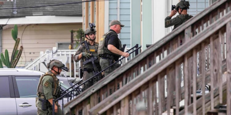 Last of the 10 New Orleans jail escapees from May is captured in Georgia, authorities say