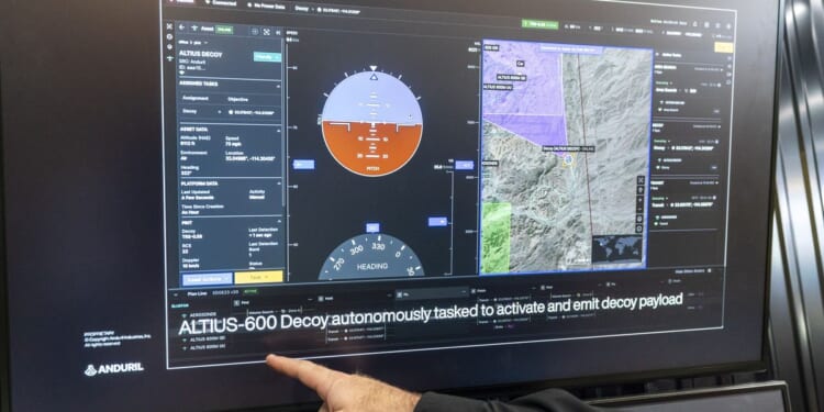 Charismatic defense tech leader says Silicon Valley warming to Trump