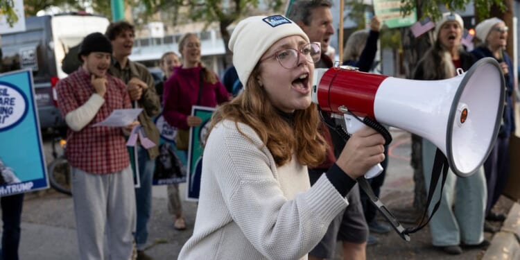 Young climate activists' lawsuit challenging Trump on fossil fuels dismissed by judge