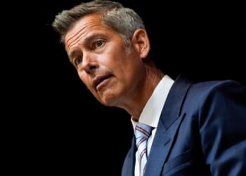 Federal government to withhold $40M from California for not enforcing trucker English requirements