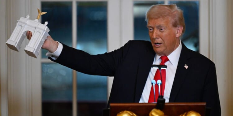 Trump unveils next architectural project for D.C. -- a triumphal arch