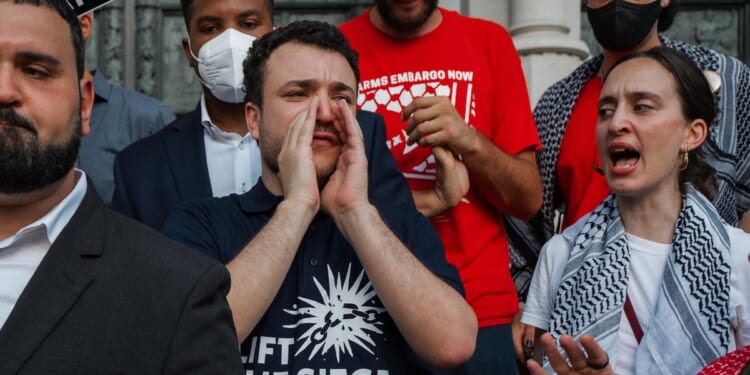 Mahmoud Khalil can freely travel around U.S. as he fights his deportation case, judge rules