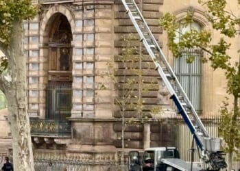 Bold thieves strike Louvre in brazen jewel heist as the world's most visited museum shuts