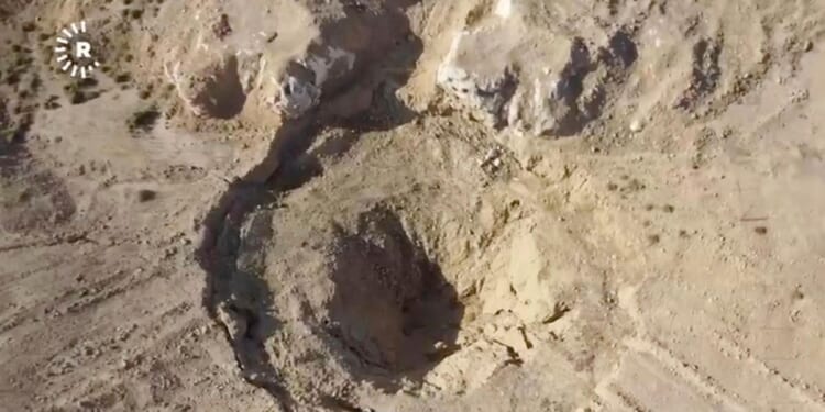 Iraq keeping a small contingent of U.S. military advisers due to the Islamic State threat in Syria