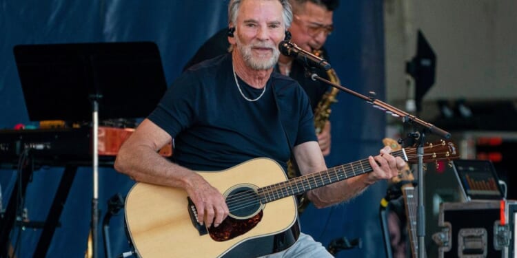 Kenny Loggins denounces Trump's use of 'Danger Zone'