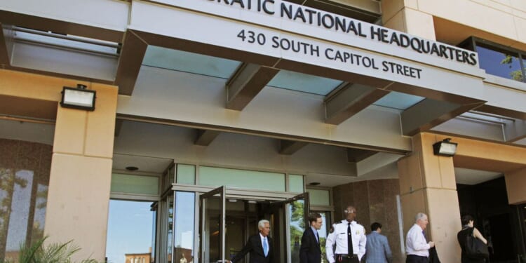 FBI offers clearer footage of suspect placing pipe bombs near DNC, RNC headquarters in 2021