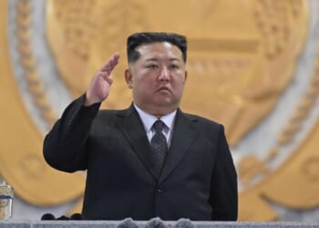 Donald Trump is willing to meet Kim Jong-un while he's in East Asia