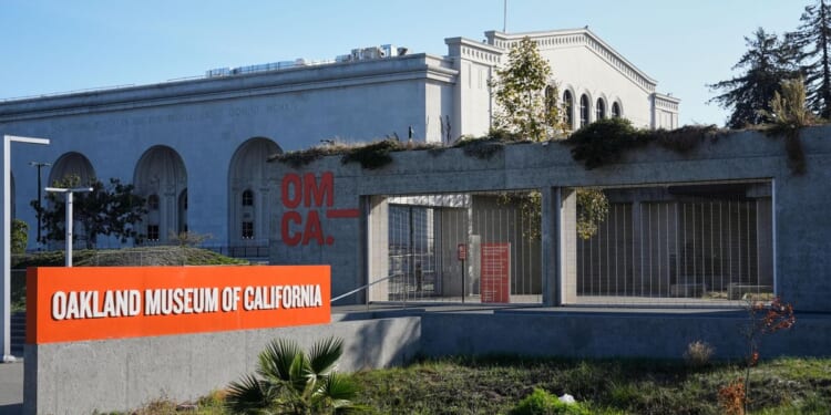 Jewelry, memorabilia stolen from Oakland museum's storage facility