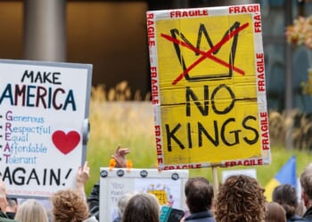 Fearing Wrath of Left, Senate Democrats Not Yielding on Shutdown