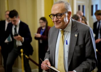 How Many Democrats Voted Against Bill Funding Paychecks for Troops