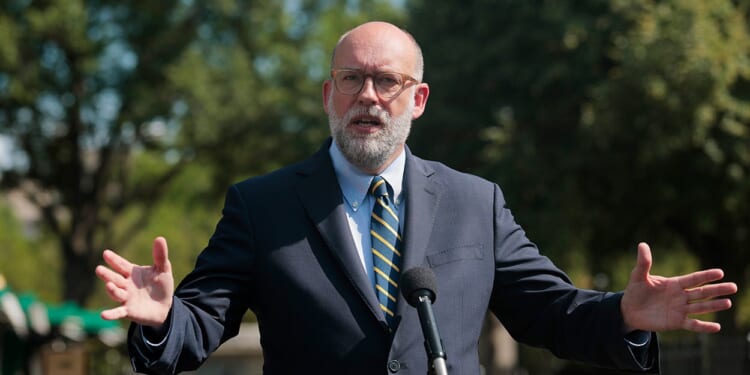 Trump Hits Illinois Democrats With $2.1B in Infrastructure Cuts