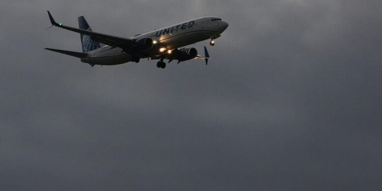 FAA cuts back flights at 40 major airports because of government shutdown