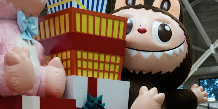 KPop Demon Hunters, Labubu highlight Macy's Thanksgiving Day Parade