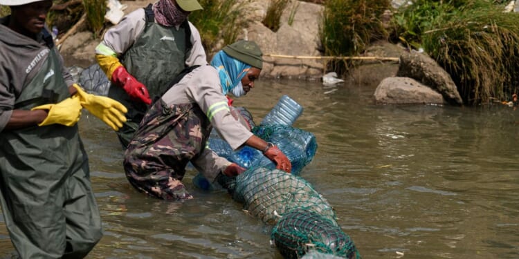 Africa hosts its first G20 summit and urges the rich world to do more against climate disasters