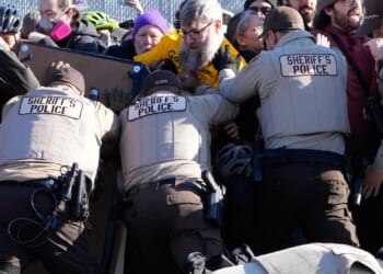 Chicago suburb declares emergency as anti-ICE protests turn on local pols