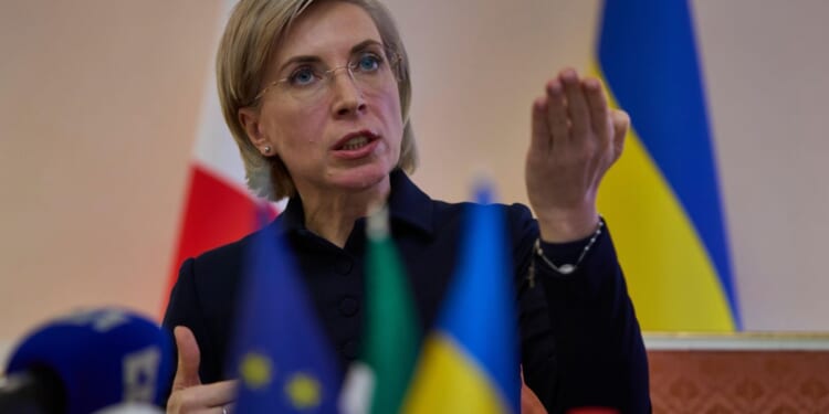 Ukraine asks Vatican to formalize mediation role for return of citizens taken by Russia