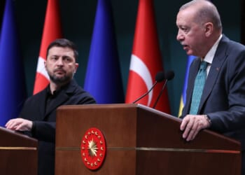 Zelenskyy meets with Erdogan, will see top U.S. military officials as push for peace intensifies